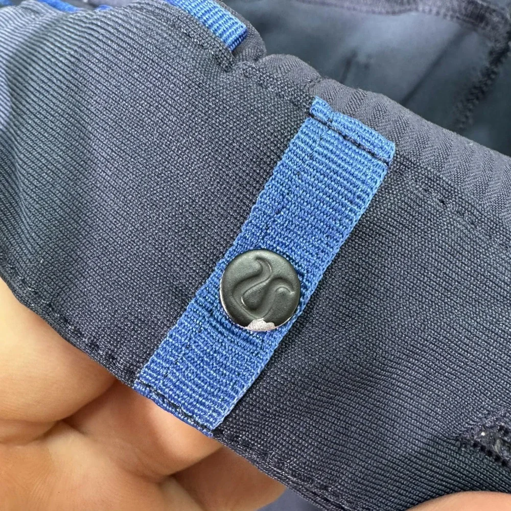 Lululemon ABC Slim Fit Pants Mens 30x29 Navy Blue Warpstreme Performance Chino